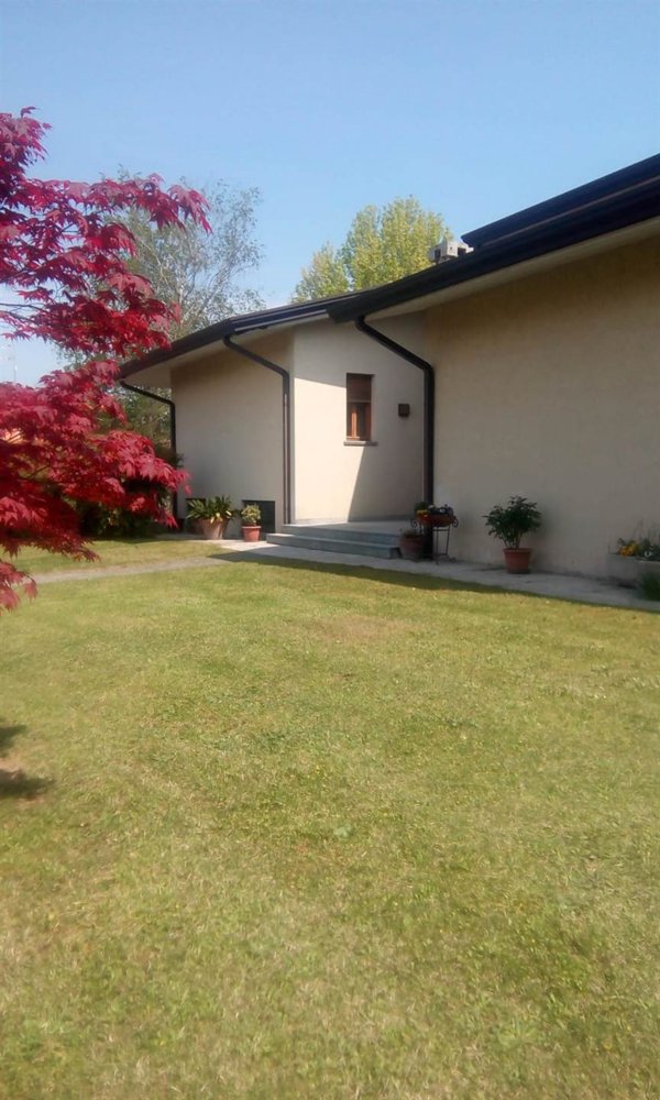 casa indipendente a San Michele al Tagliamento in zona San Giorgio al Tagliamento
