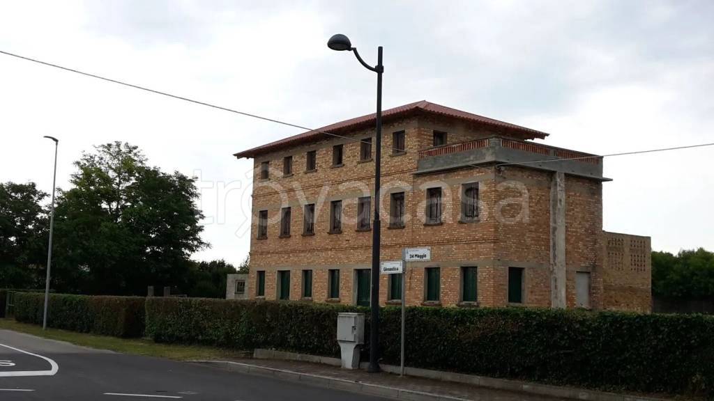immagine annuncio 0 di 6
