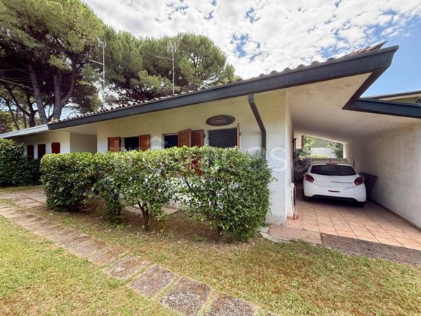 casa indipendente in vendita a San Michele al Tagliamento in zona Bibione