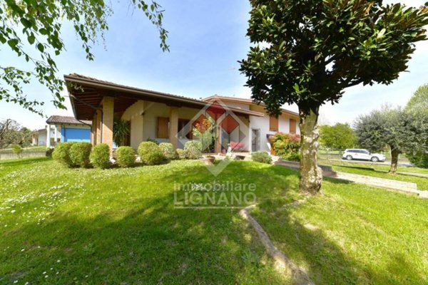 casa indipendente in vendita a San Michele al Tagliamento in zona Bibione