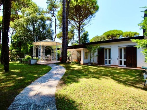casa indipendente in vendita a San Michele al Tagliamento in zona Bibione