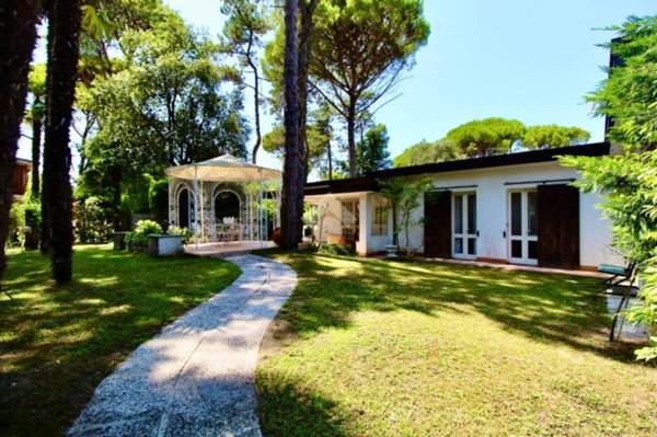 casa indipendente in vendita a San Michele al Tagliamento in zona Bibione