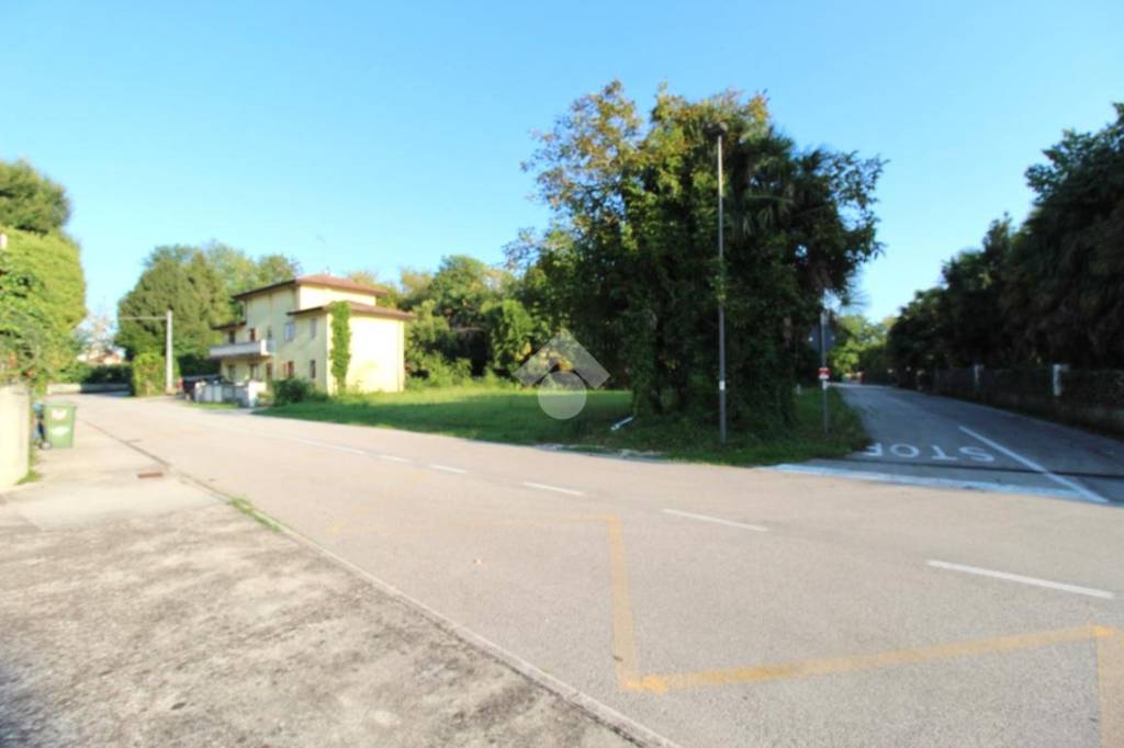 terreno edificabile in vendita a San Michele al Tagliamento in zona Pozzi