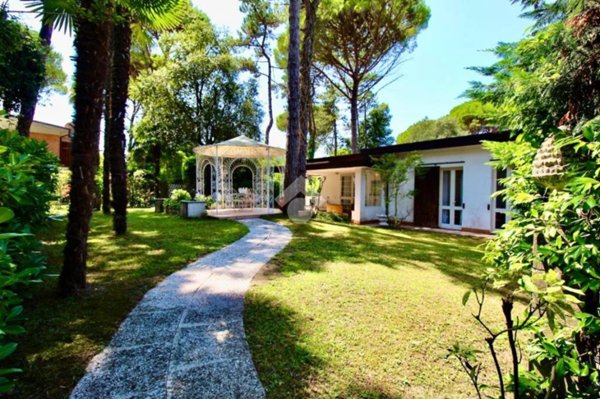 casa indipendente in vendita a San Michele al Tagliamento in zona Bibione