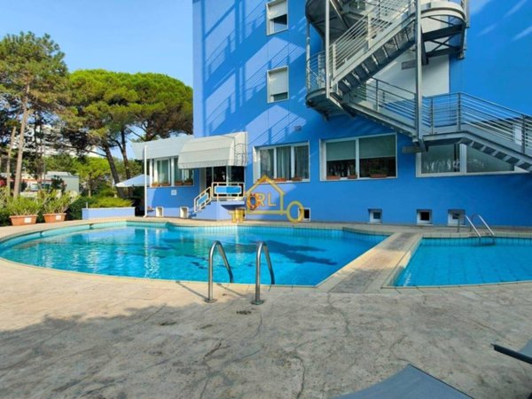 negozio in vendita a San Michele al Tagliamento in zona Bibione