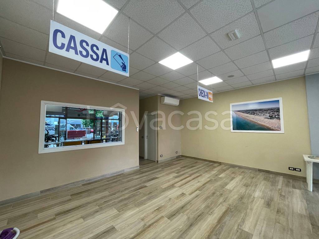 negozio in vendita a San Michele al Tagliamento in zona Bibione