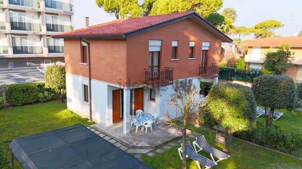casa indipendente in vendita a San Michele al Tagliamento in zona Bibione