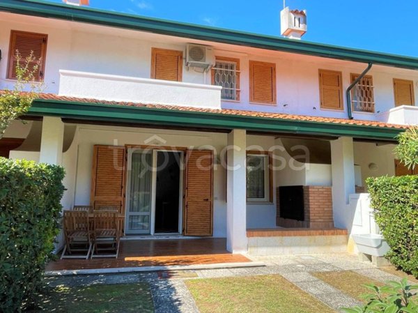 casa indipendente in vendita a San Michele al Tagliamento in zona Bibione