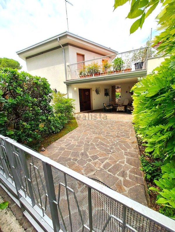casa indipendente in vendita a San Michele al Tagliamento in zona Bibione