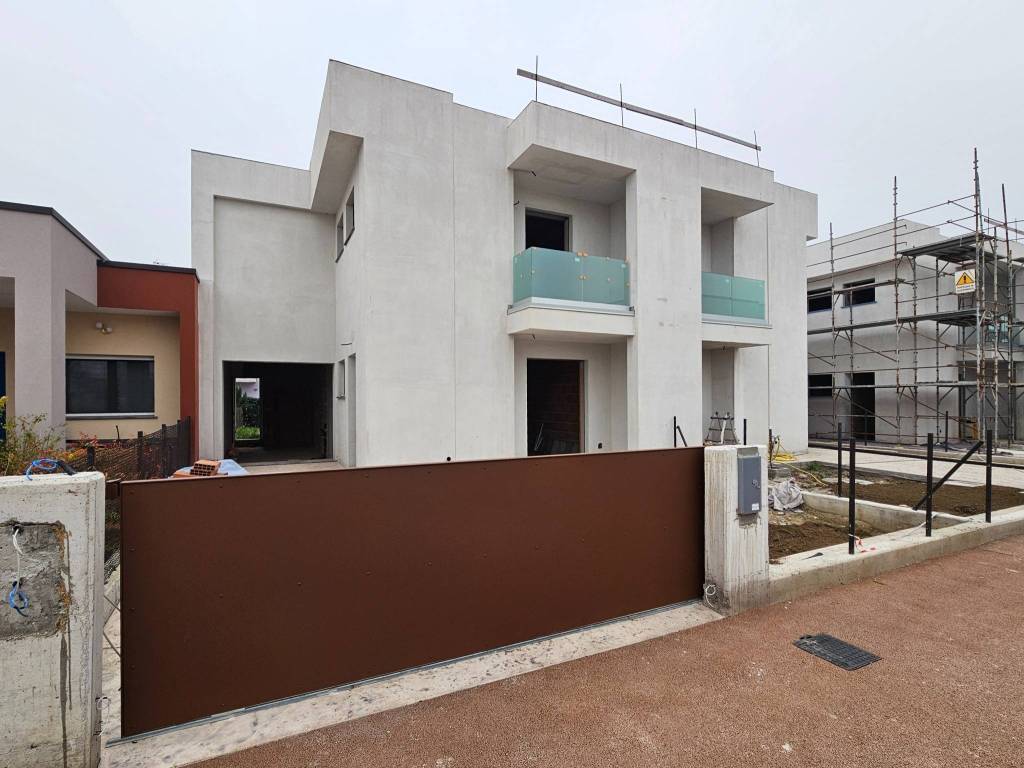 casa indipendente a San Michele al Tagliamento in zona San Giorgio al Tagliamento