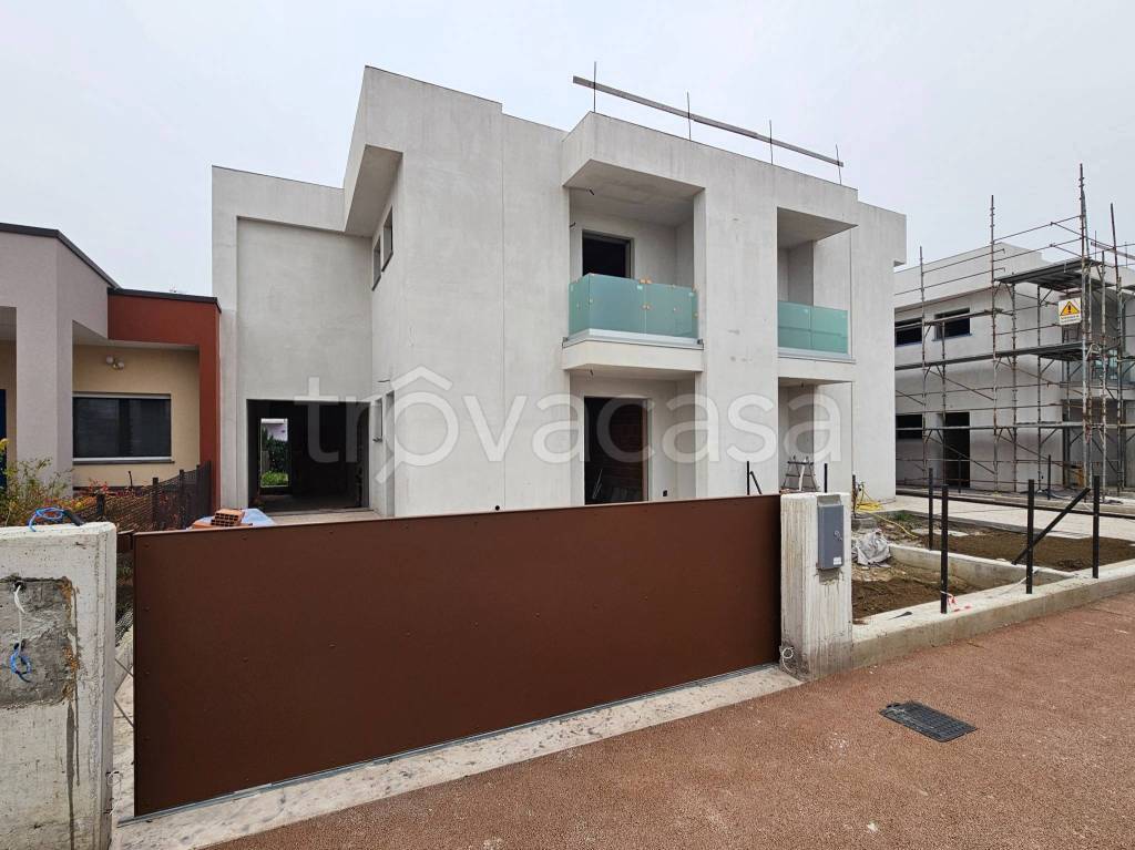 casa indipendente a San Michele al Tagliamento in zona San Giorgio al Tagliamento