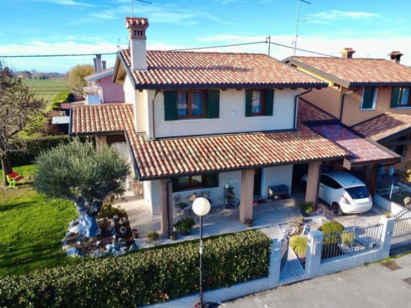 casa indipendente in vendita a San Michele al Tagliamento