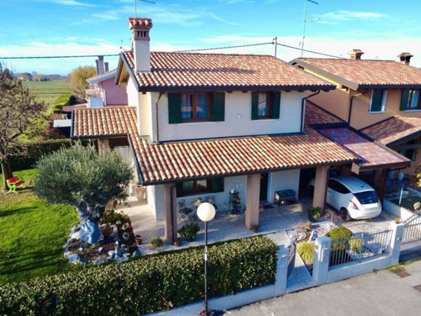 casa indipendente in vendita a San Michele al Tagliamento