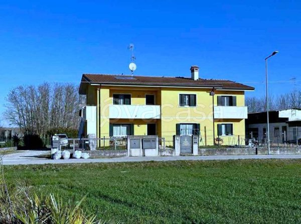 locale commerciale in vendita a San Michele al Tagliamento