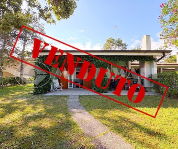 casa indipendente in vendita a San Michele al Tagliamento in zona Bibione