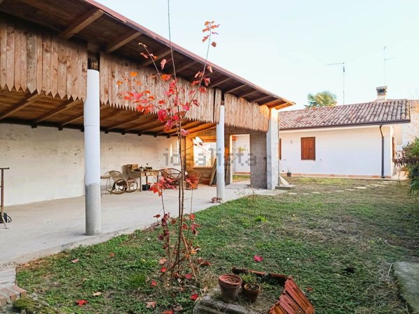 casa semindipendente in vendita a San Michele al Tagliamento