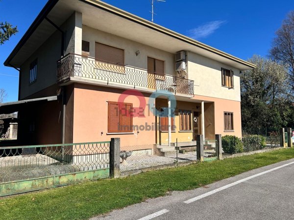 casa indipendente in vendita a San Michele al Tagliamento