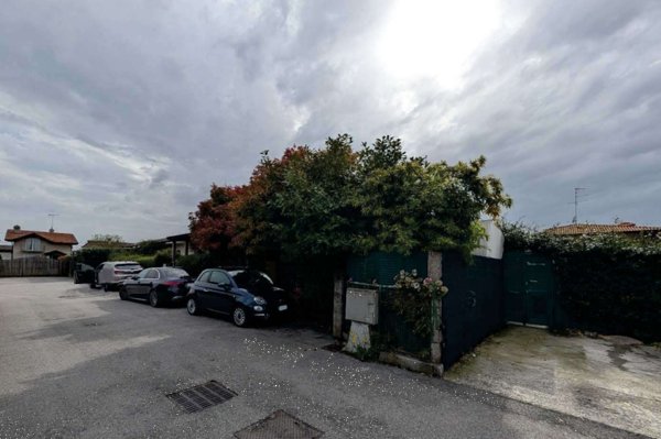 casa indipendente in vendita a San Michele al Tagliamento in zona Bibione
