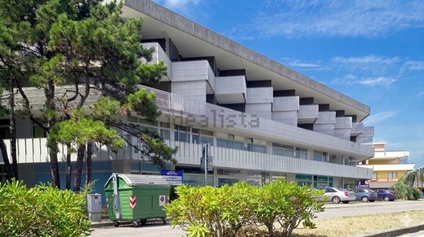 negozio in vendita a San Michele al Tagliamento in zona Bibione