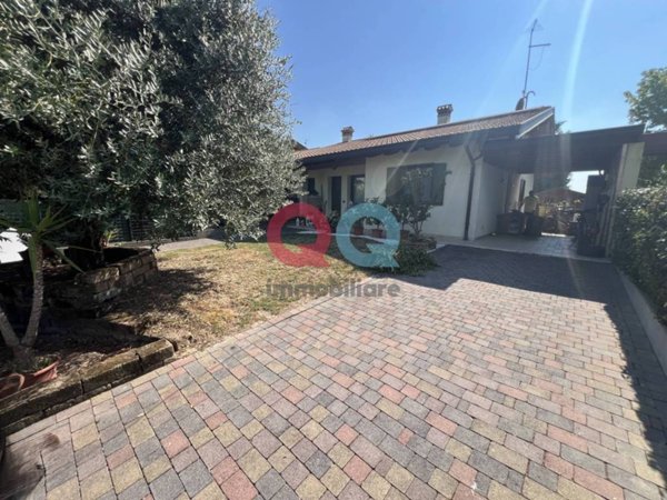 casa indipendente a San Michele al Tagliamento in zona San Giorgio al Tagliamento