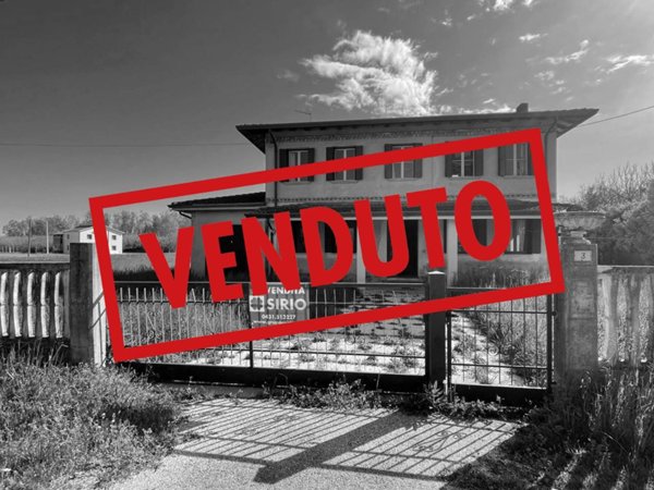 casa indipendente a San Michele al Tagliamento in zona San Giorgio al Tagliamento