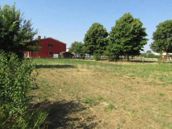 terreno edificabile in vendita a Santa Maria di Sala in zona Sant'Angelo