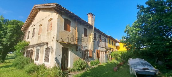 locale di sgombero in vendita a Santa Maria di Sala