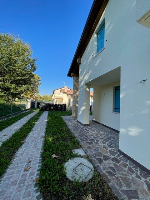 casa semindipendente in vendita a Santa Maria di Sala in zona Veternigo