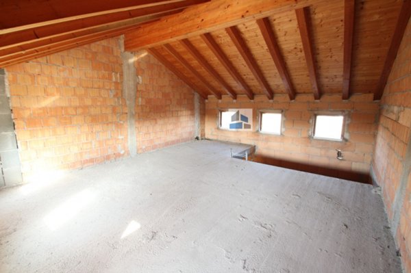 casa semindipendente in vendita a Santa Maria di Sala