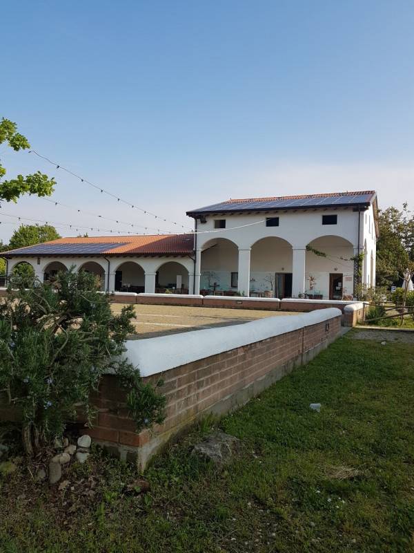 casa indipendente in vendita a Santa Maria di Sala in zona Caltana
