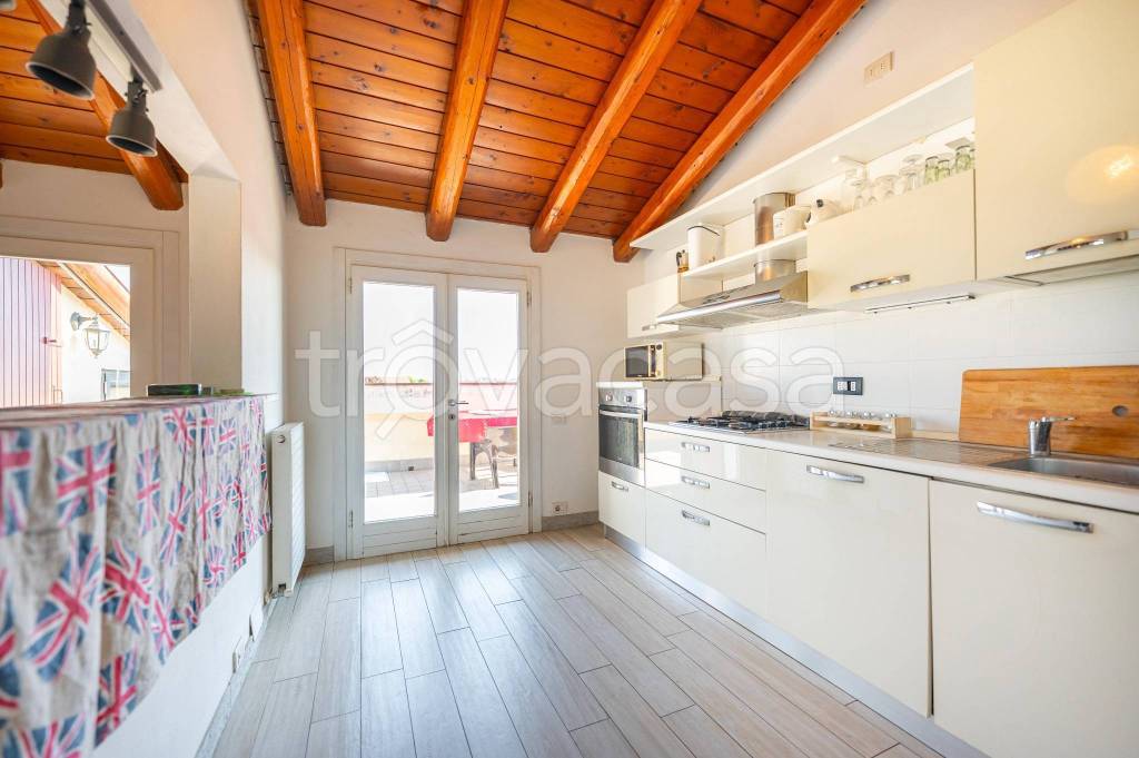 appartamento in vendita a Santa Maria di Sala in zona Caltana
