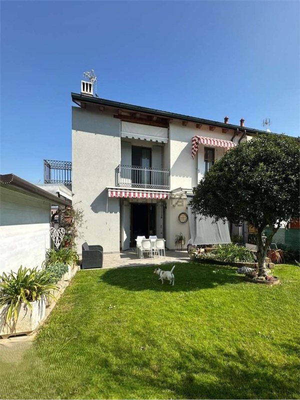 casa indipendente in vendita a Santa Maria di Sala in zona Veternigo
