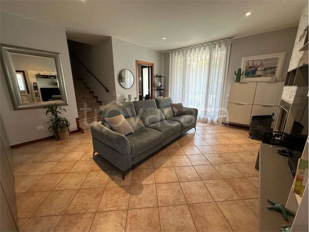 casa indipendente in vendita a Santa Maria di Sala in zona Veternigo