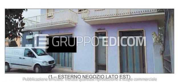 negozio in vendita a Santa Maria di Sala in zona Sant'Angelo