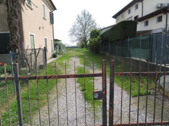 terreno agricolo in vendita a Santa Maria di Sala in zona Caselle