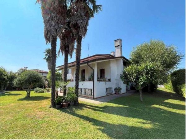 casa indipendente in vendita a Santa Maria di Sala in zona Veternigo