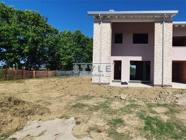 casa indipendente in vendita a Santa Maria di Sala in zona Veternigo