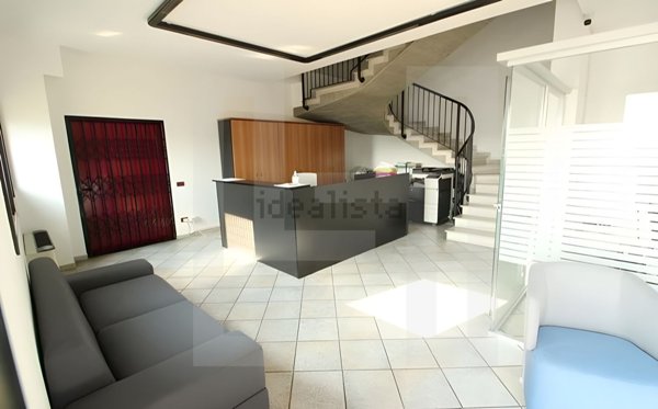 capannone in vendita a Santa Maria di Sala in zona Caselle