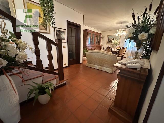 casa indipendente in vendita a Santa Maria di Sala in zona Caltana