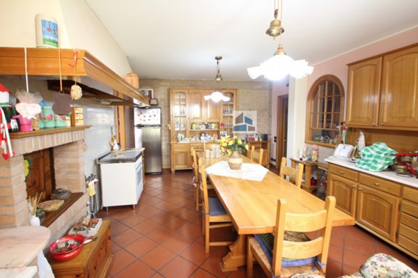 casa semindipendente in vendita a Santa Maria di Sala in zona Caltana