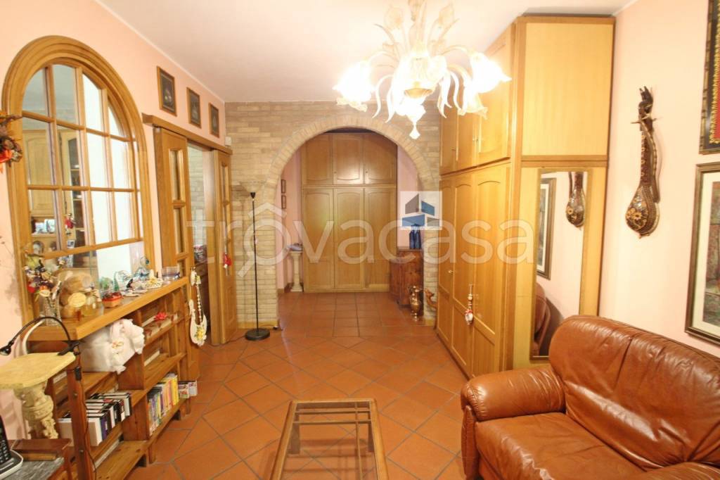 casa indipendente in vendita a Santa Maria di Sala in zona Caltana