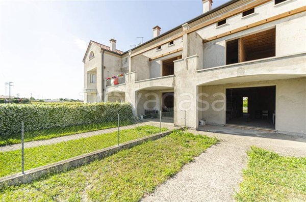 casa indipendente in vendita a Santa Maria di Sala in zona Veternigo