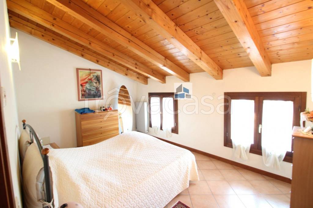 casa indipendente in vendita a Santa Maria di Sala