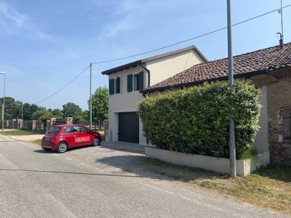 casa indipendente in vendita a Santa Maria di Sala