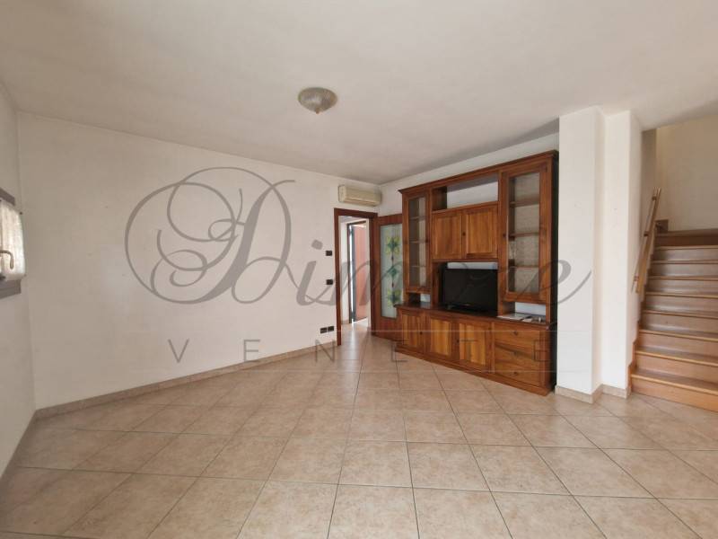 casa indipendente in vendita a Santa Maria di Sala in zona Veternigo