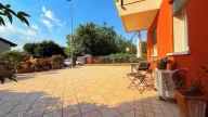 appartamento in vendita a Santa Maria di Sala in zona Caselle