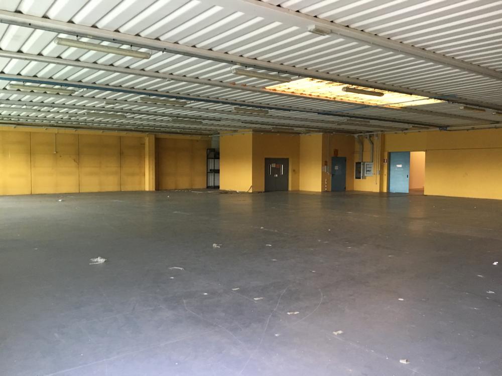 locale di sgombero in vendita a Santa Maria di Sala