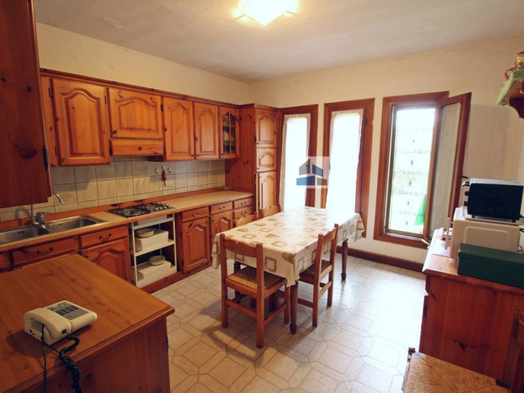casa indipendente in vendita a Santa Maria di Sala in zona Caselle