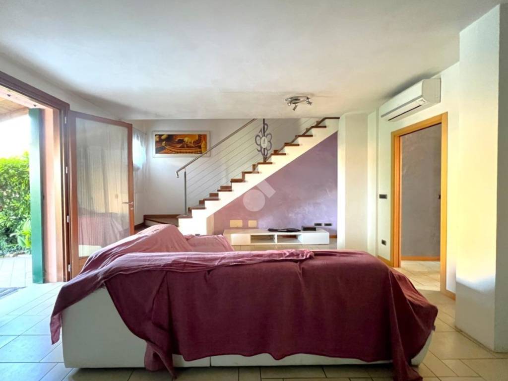 casa indipendente in vendita a Santa Maria di Sala in zona Veternigo