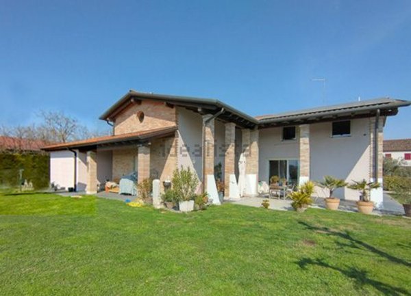 casa indipendente in vendita a Santa Maria di Sala